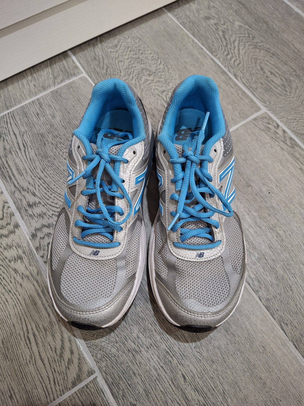New Balance - Picture 6 of 8